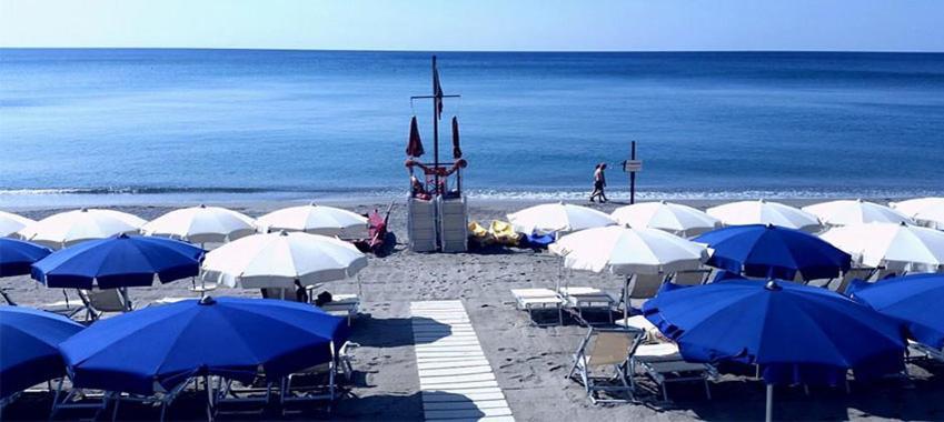 Savona Casa Vacanze Vicino Mare 3 Minuti Wifi Exteriör bild