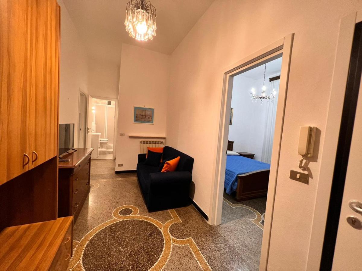 Savona Casa Vacanze Vicino Mare 3 Minuti Wifi Exteriör bild