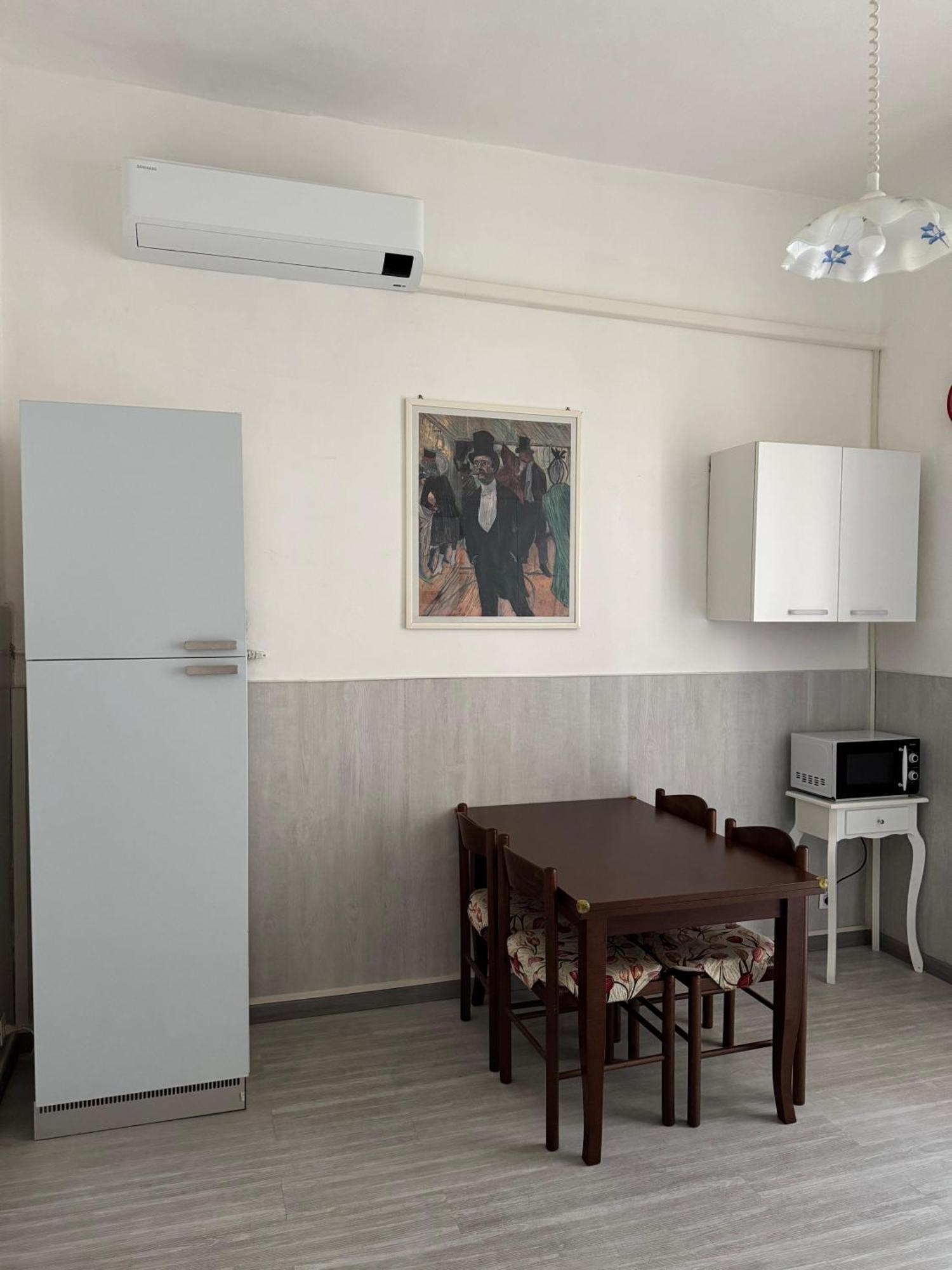 Savona Casa Vacanze Vicino Mare 3 Minuti Wifi Exteriör bild